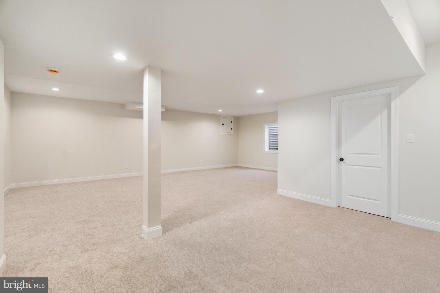 10 Claremont Boulevard photo 44