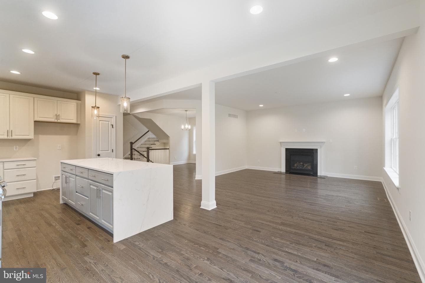 12 Claremont Boulevard photo 13