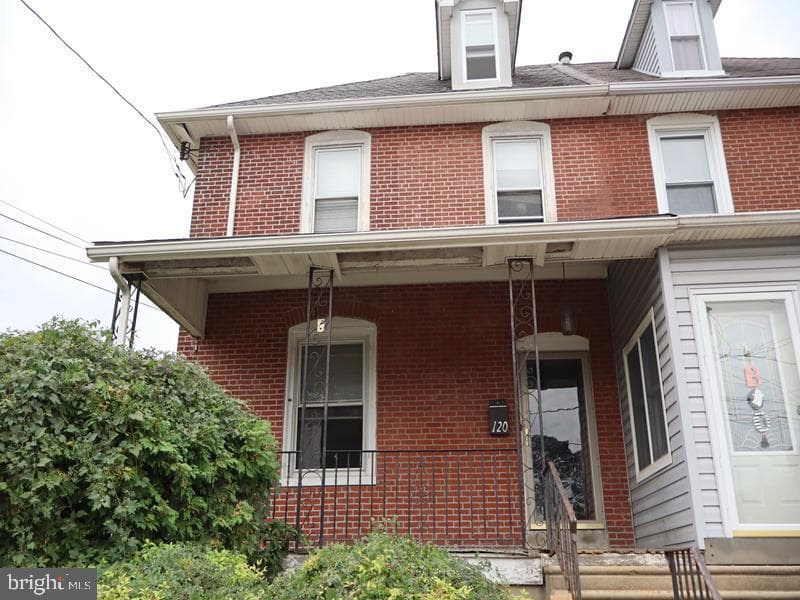 120 N Diamond Street