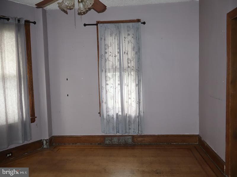 120 N Diamond Street photo 13