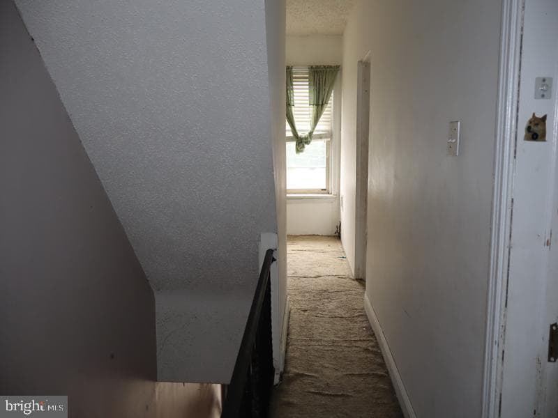 120 N Diamond Street photo 19