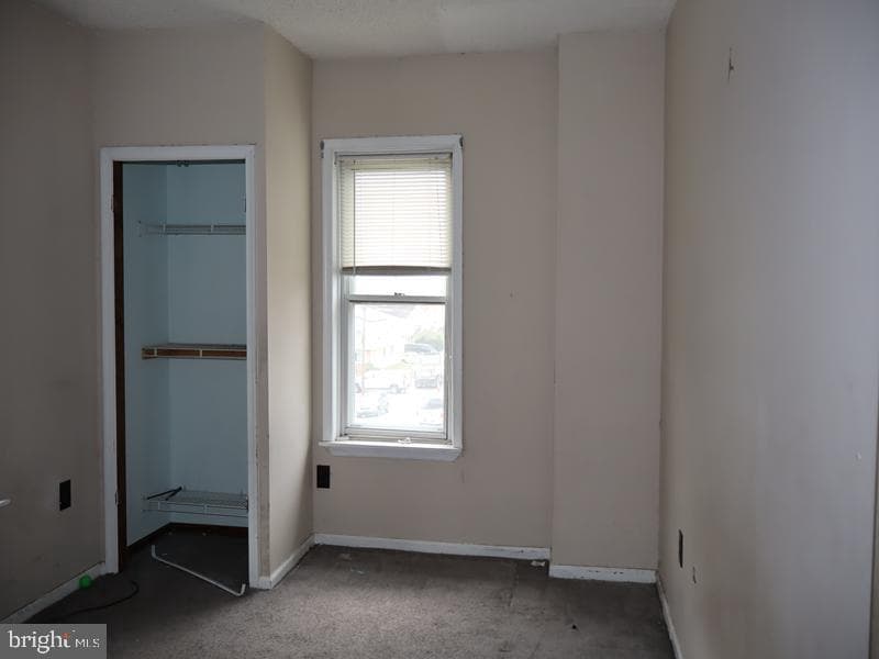 120 N Diamond Street photo 21