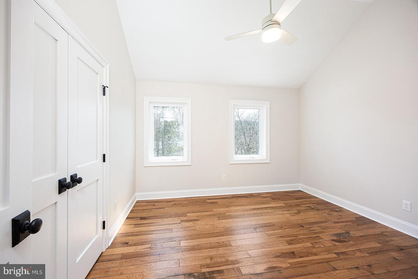 607 Summer Street photo 21