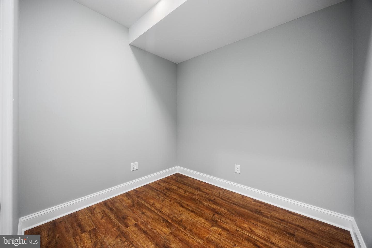 611 Summer Street photo 46