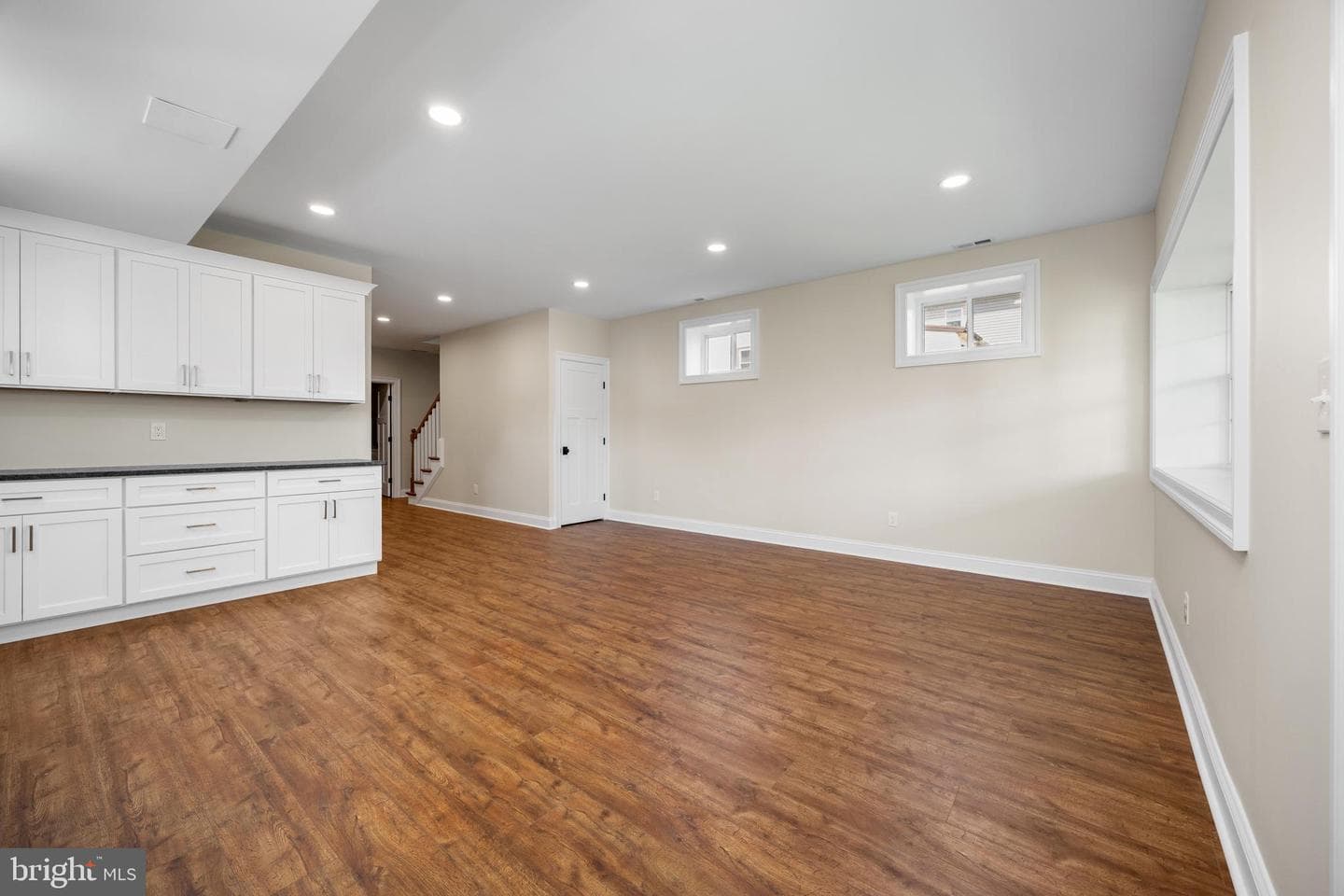611 Summer Street photo 48