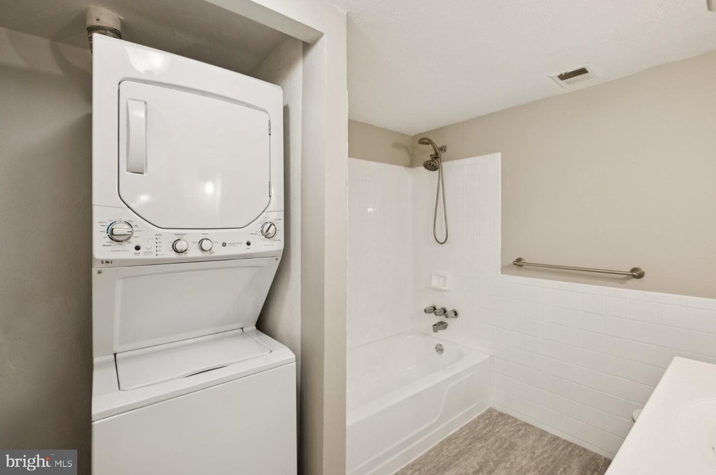 520 N Lemon Street #e8 photo 11