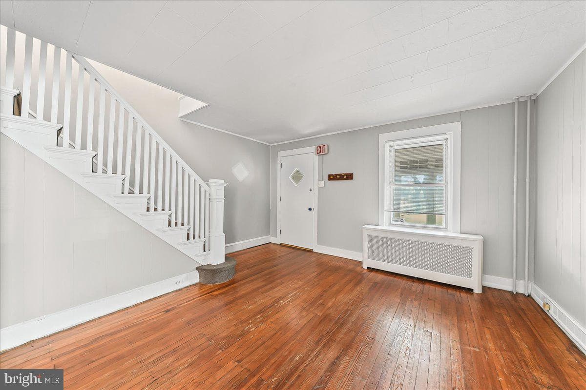 1024 E 18th Street photo 8