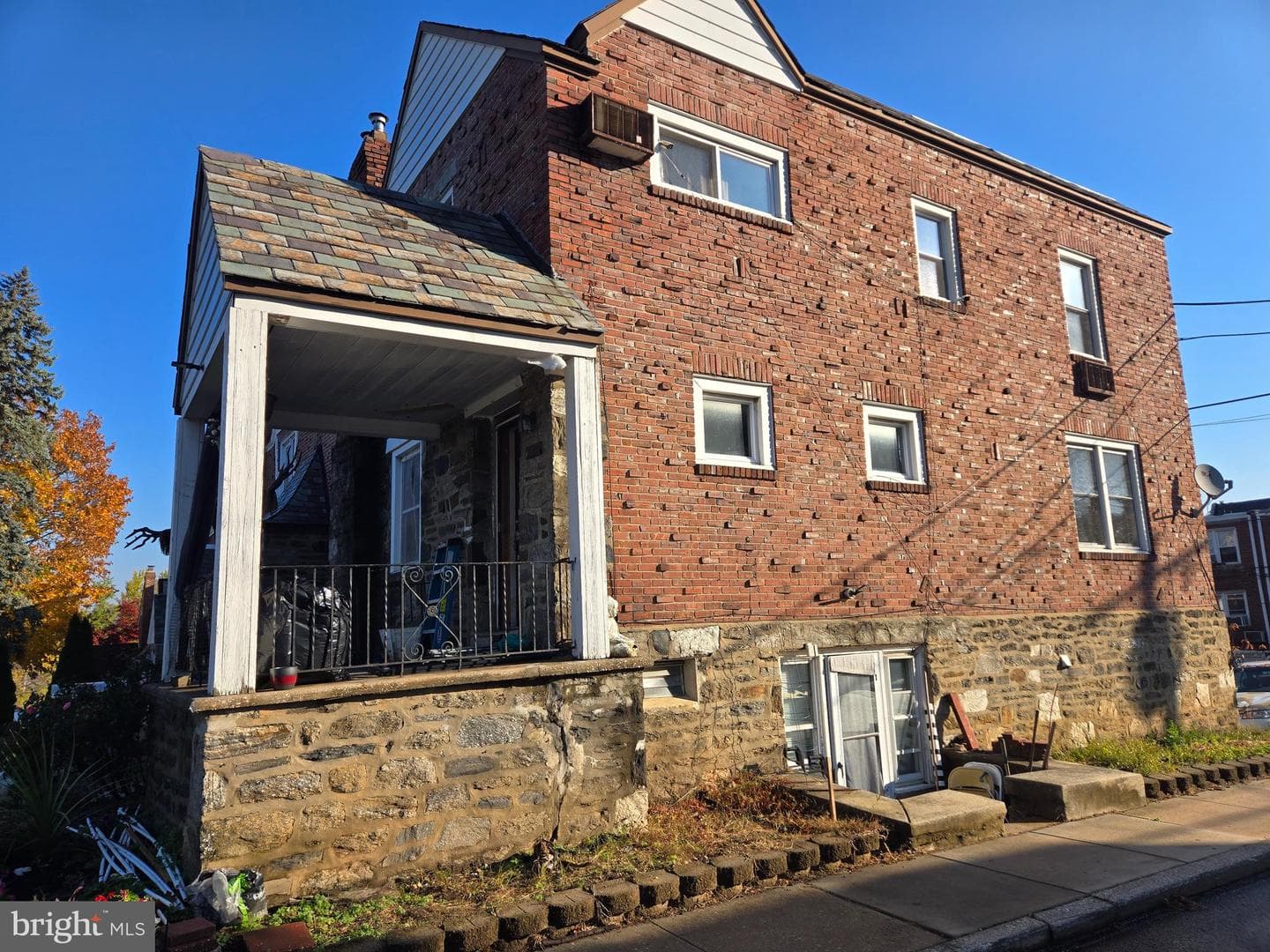 201 Saint Laurence Rd, Upper Darby