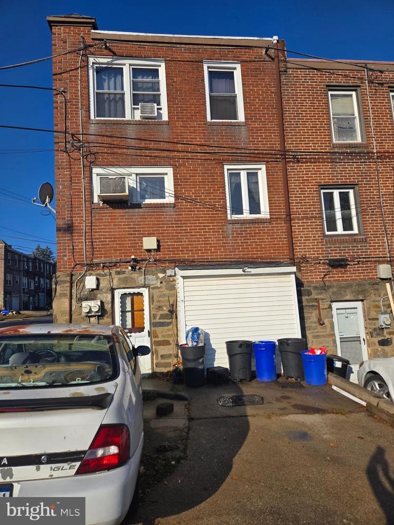 201 Saint Laurence Rd photo 3