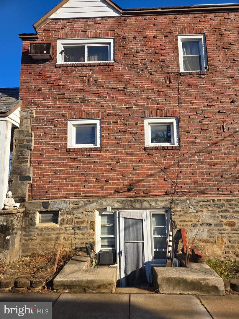 201 Saint Laurence Rd photo 6