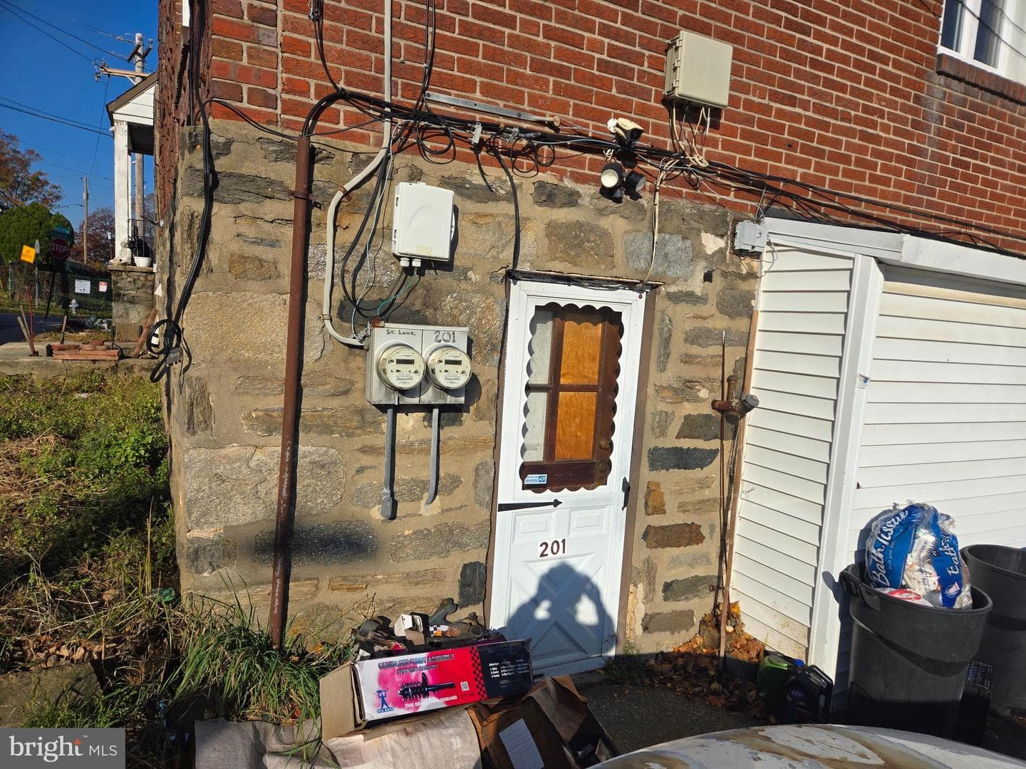 201 Saint Laurence Rd photo 7