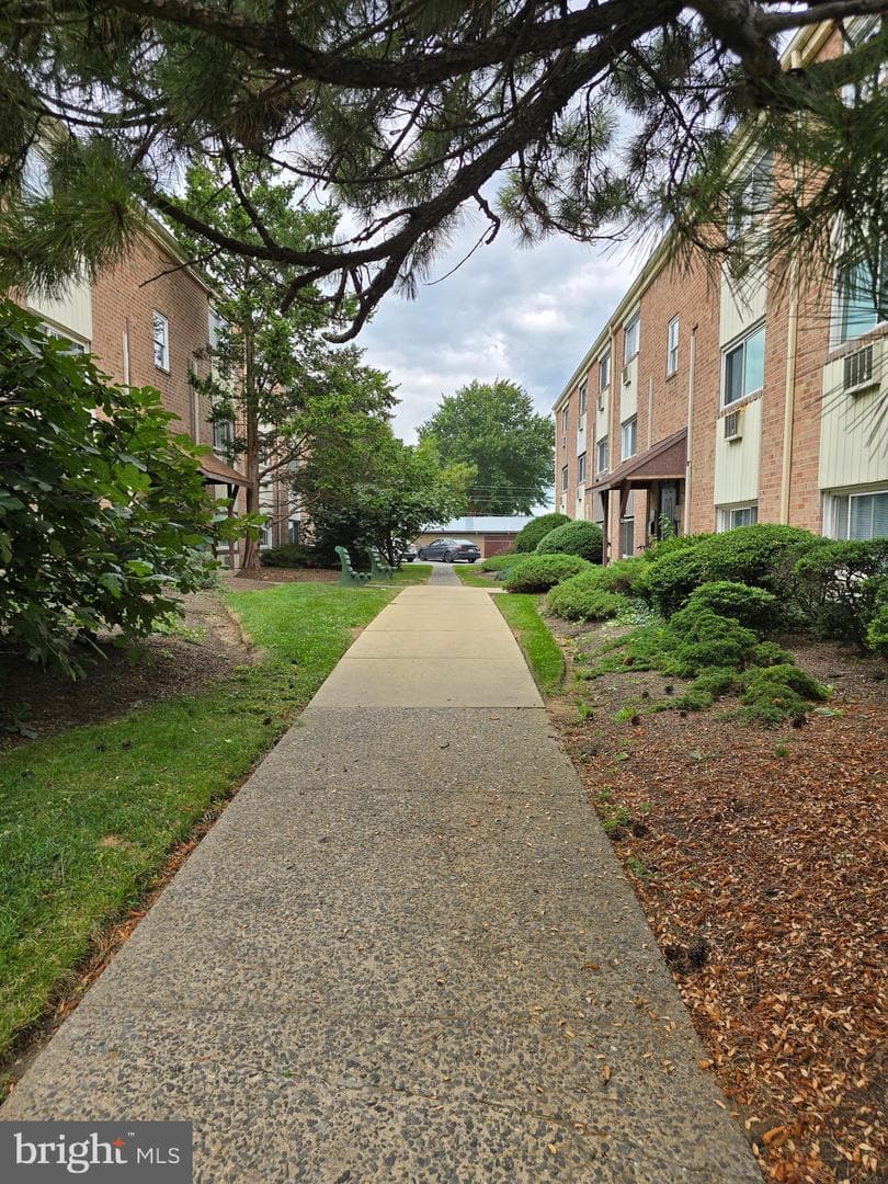 8125 W Chester Pike ##a-4 photo 4