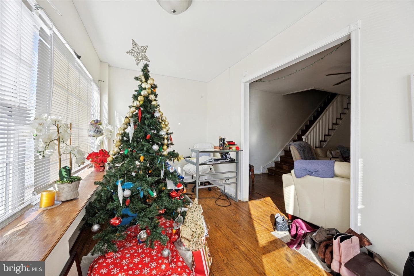 123 High Street, Sharon Hill