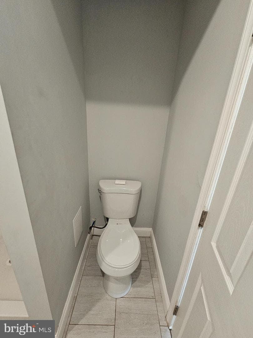 232 Marks Avenue photo 17