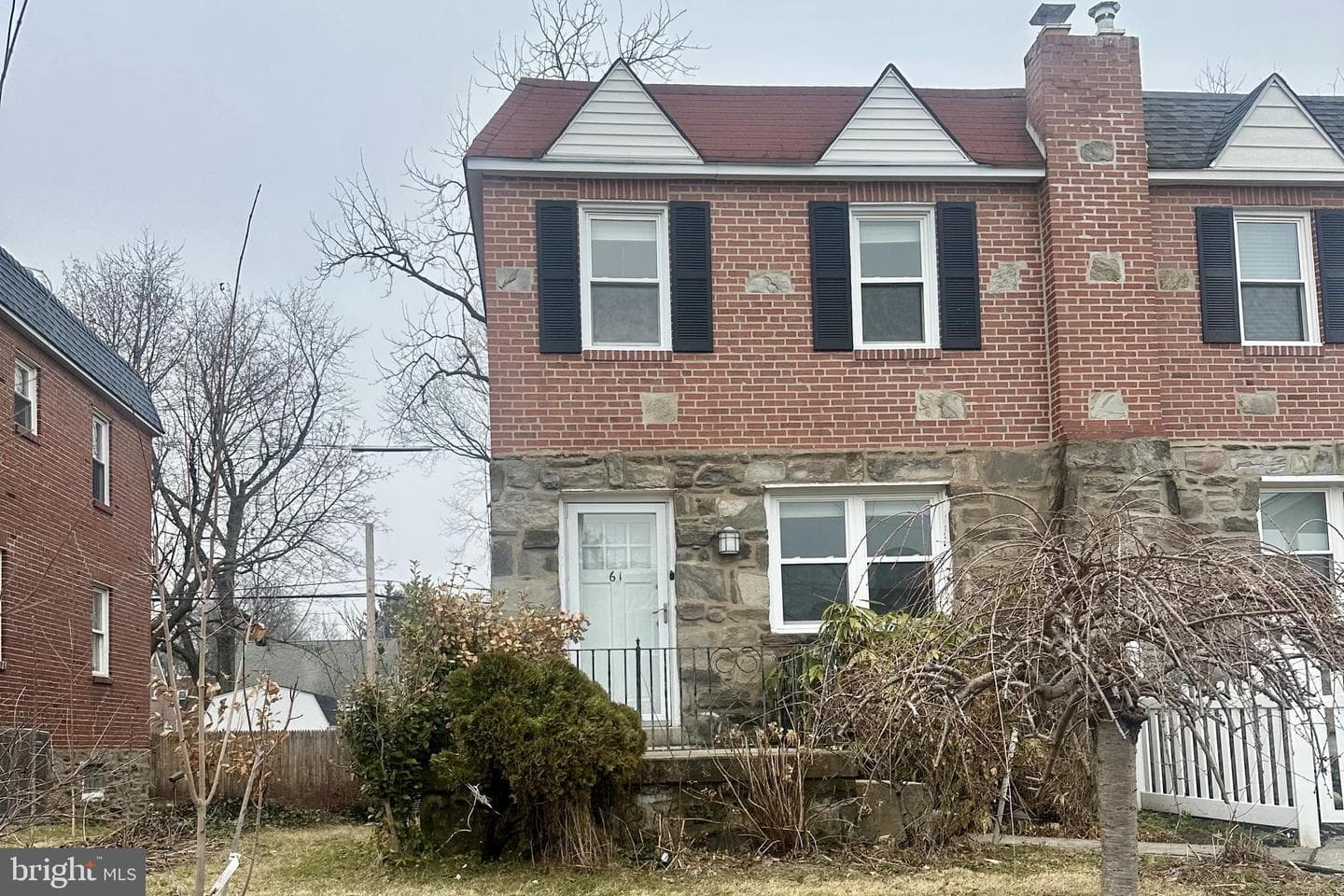 61 Greenhill Road photo 3