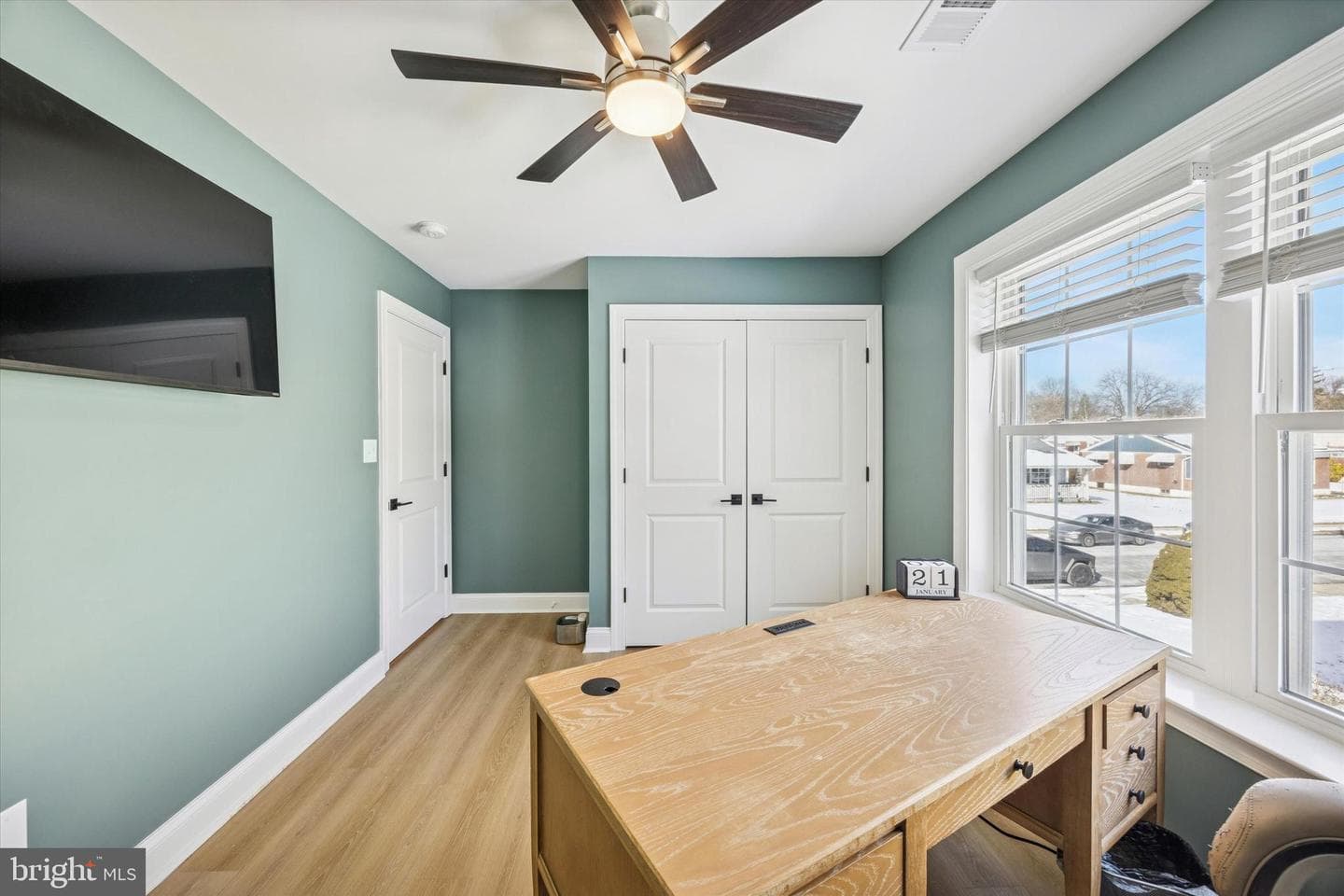 1002 11th Avenue photo 24