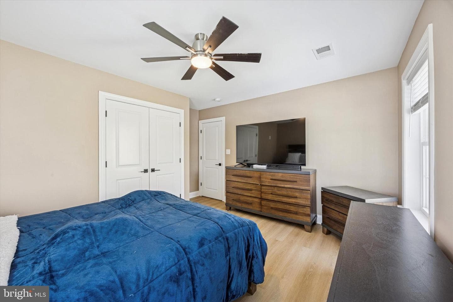 1002 11th Avenue photo 30