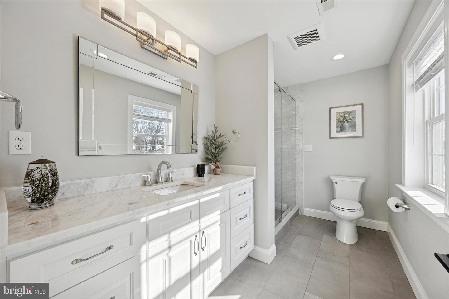 1002 11th Avenue photo 35
