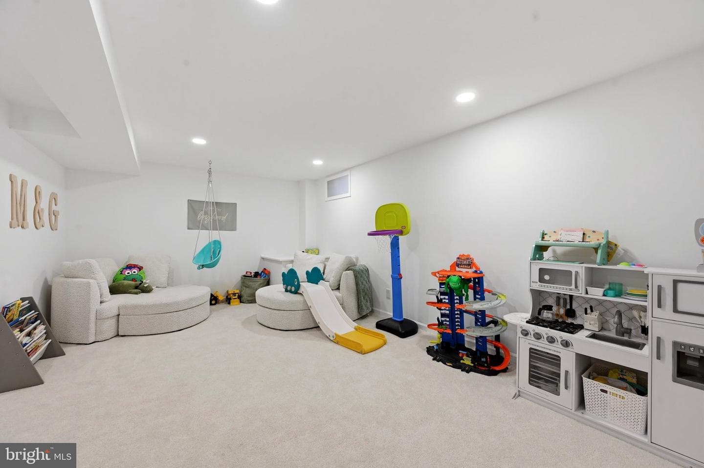 29 Cabot Court photo 36