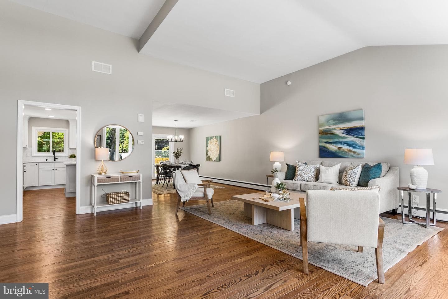 1709 Marilyn Drive photo 2