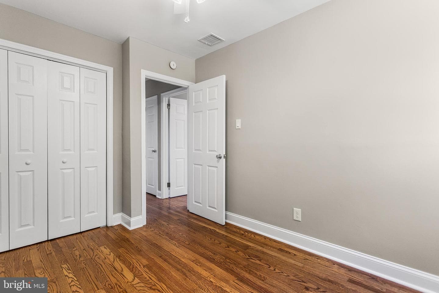 1709 Marilyn Drive photo 20