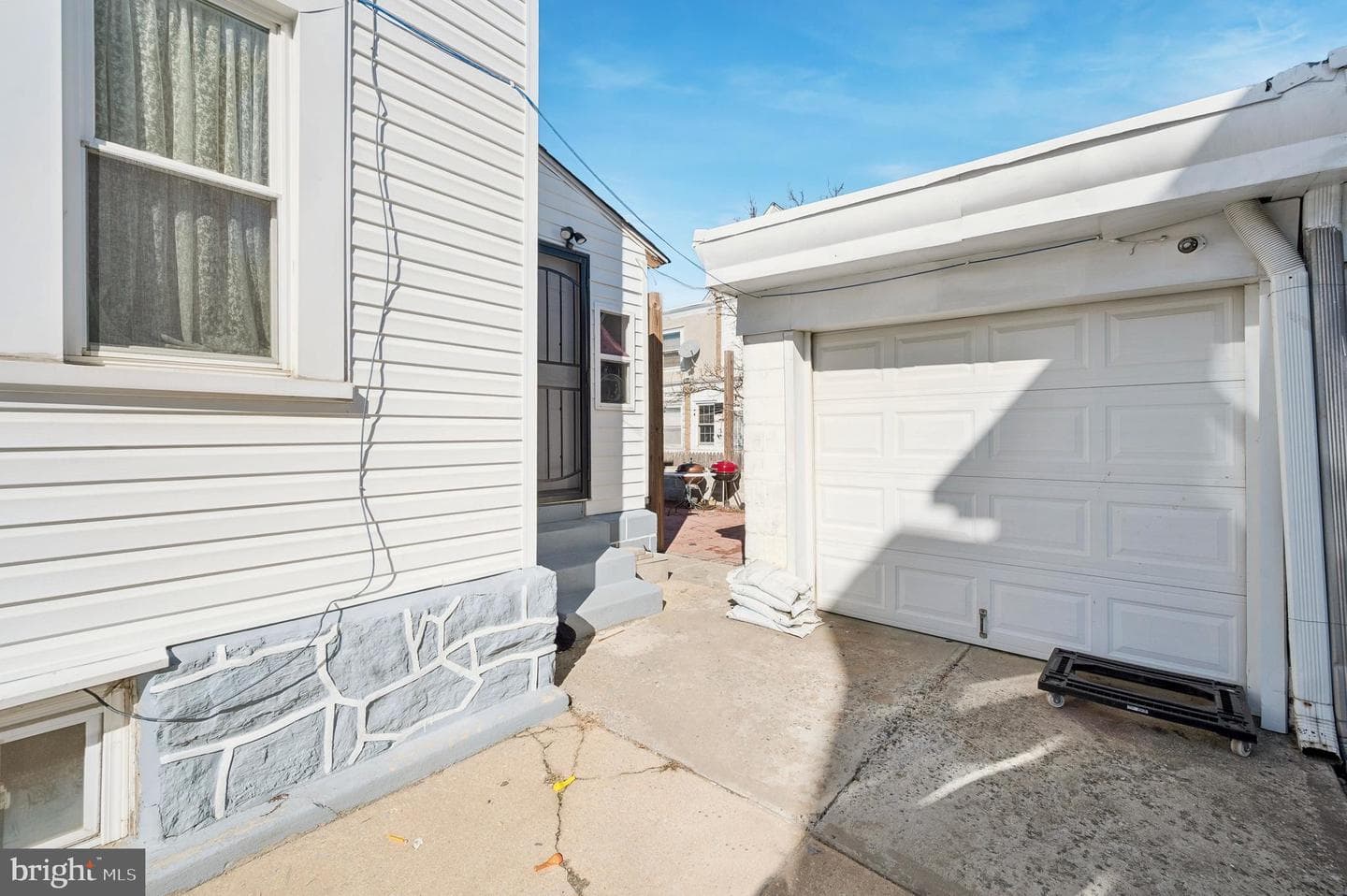 111 Overhill Road photo 13