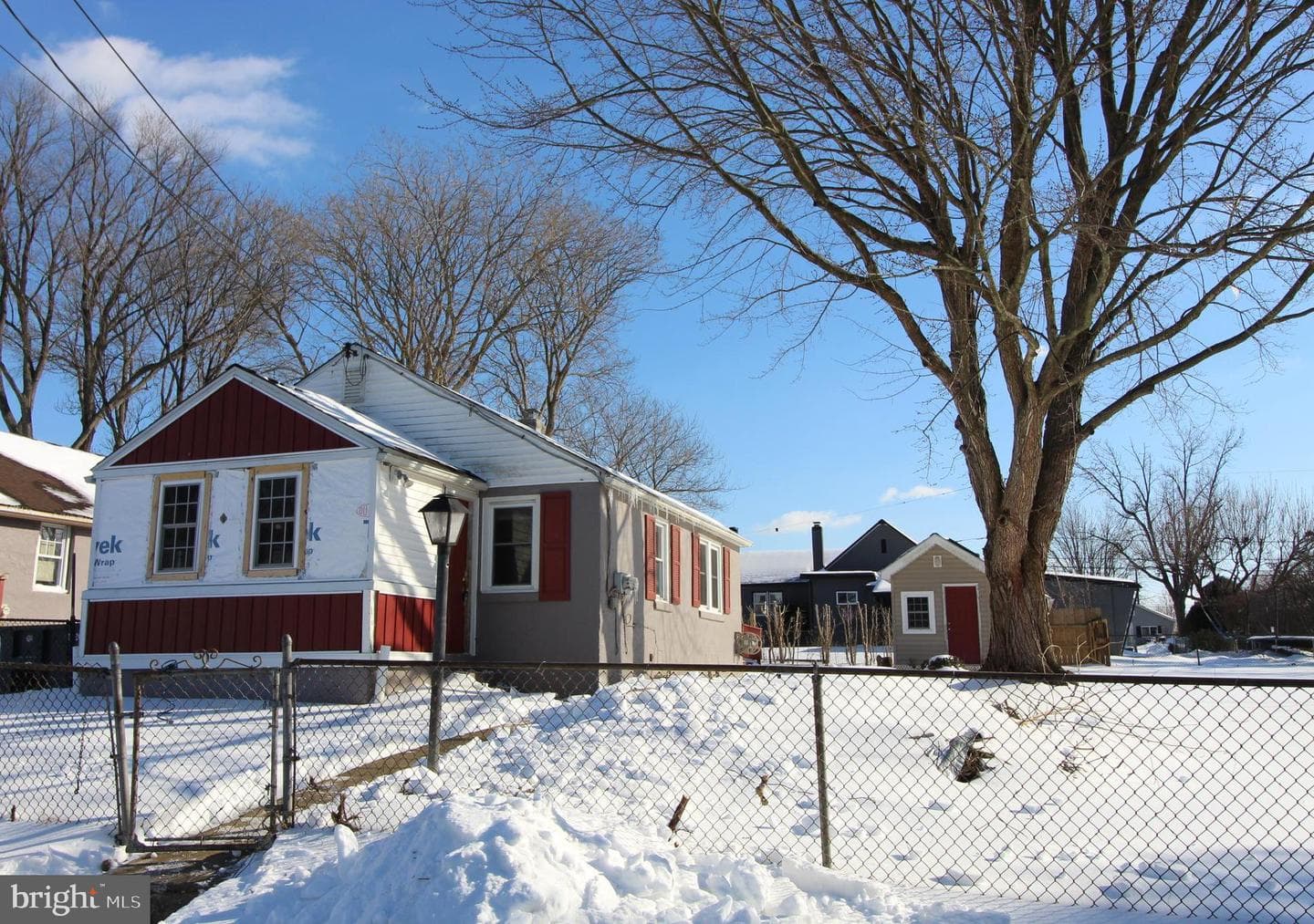 1335 Apple Street photo 9