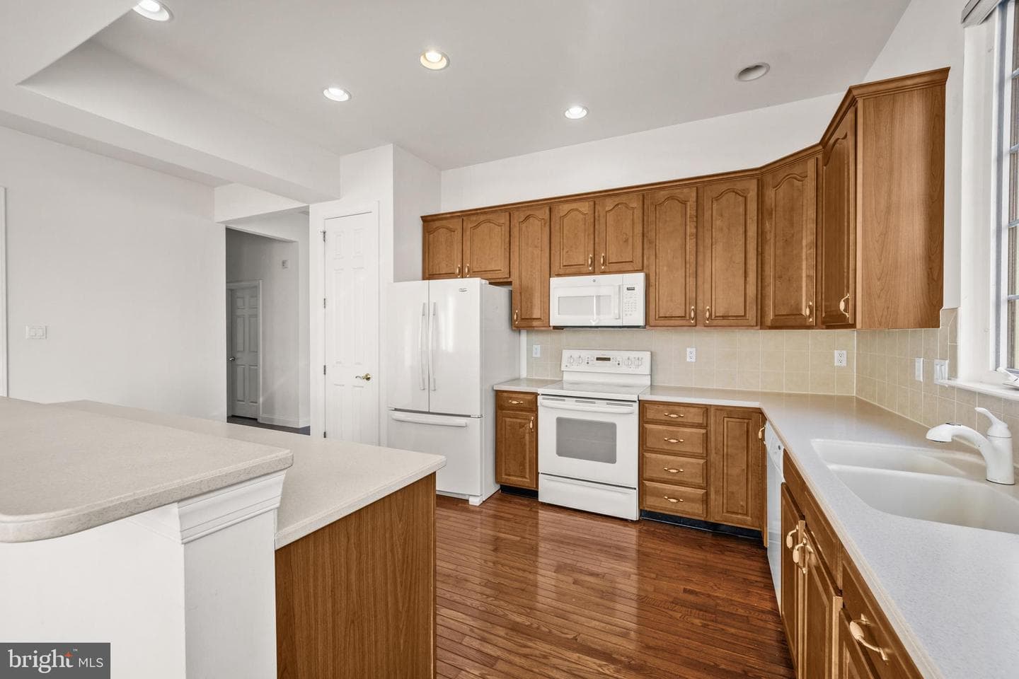 8 Cassin Hill Road photo 20