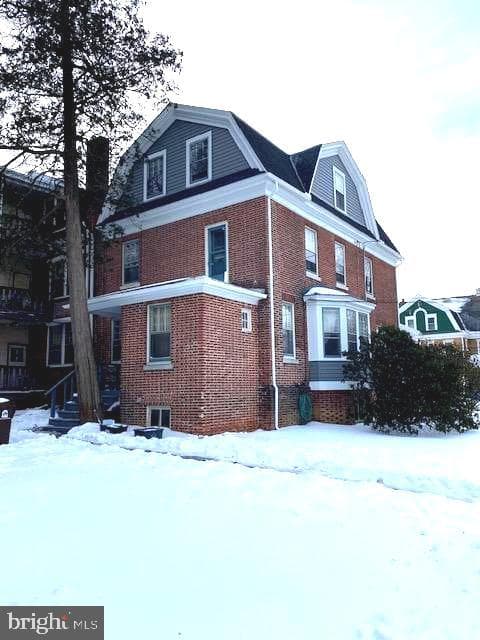 69 Owen Ave, Lansdowne