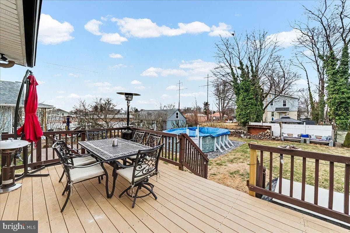 140 Isabel Avenue photo 31