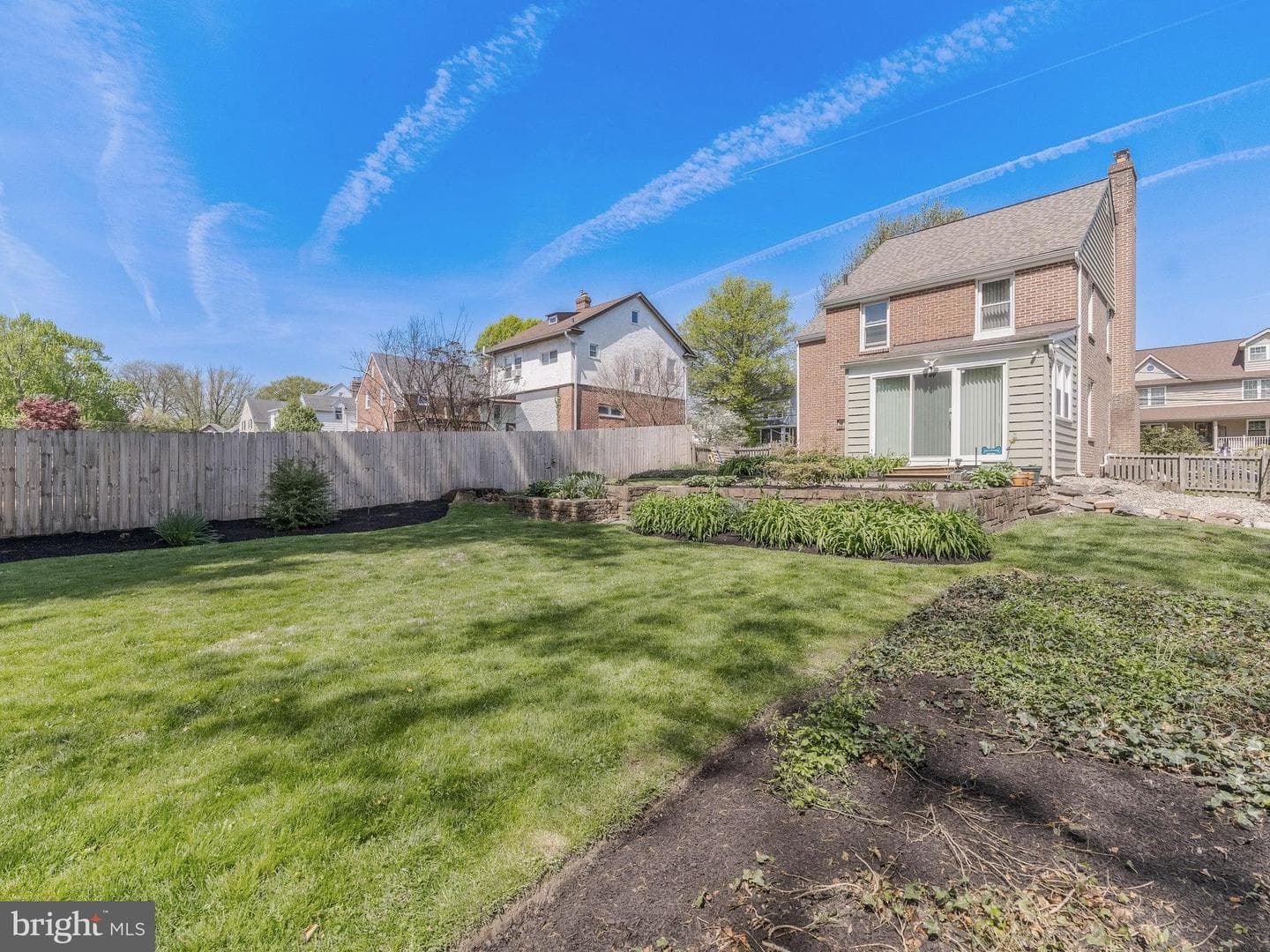 160 W Essex Avenue photo 9