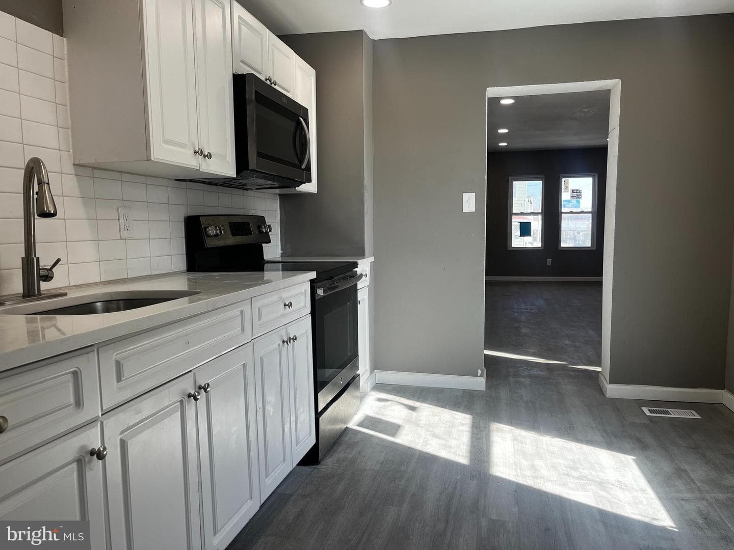 1308 Central Avenue photo 3
