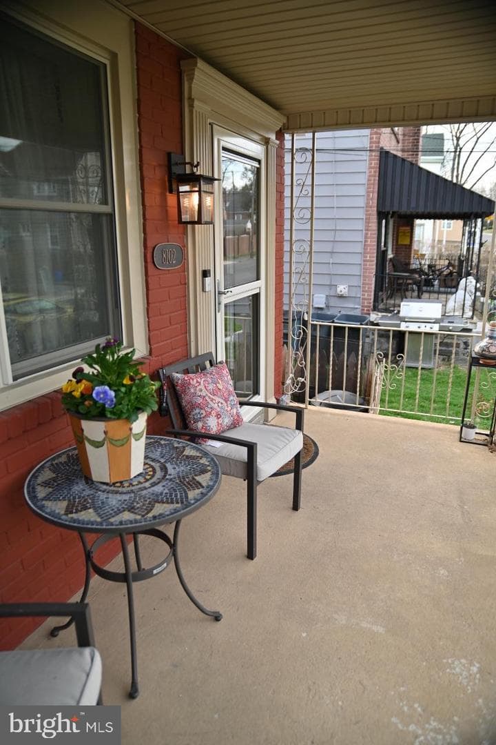8102 Arlington Avenue photo 5
