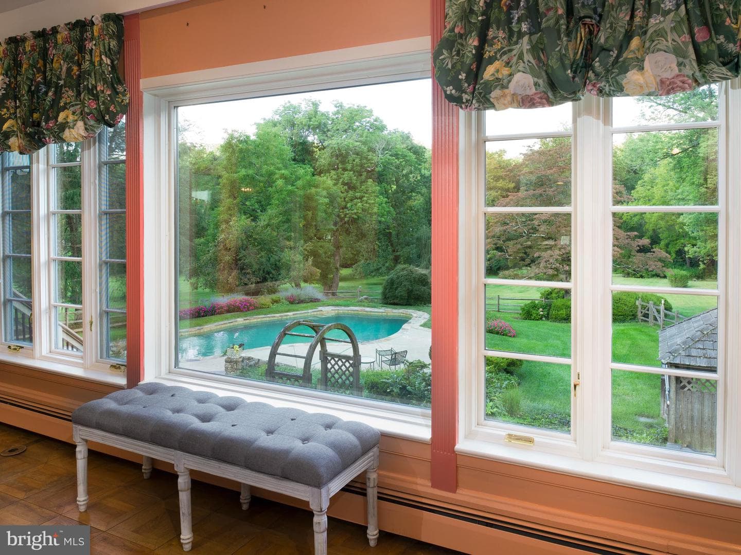220 Radnor Chester Road photo 11