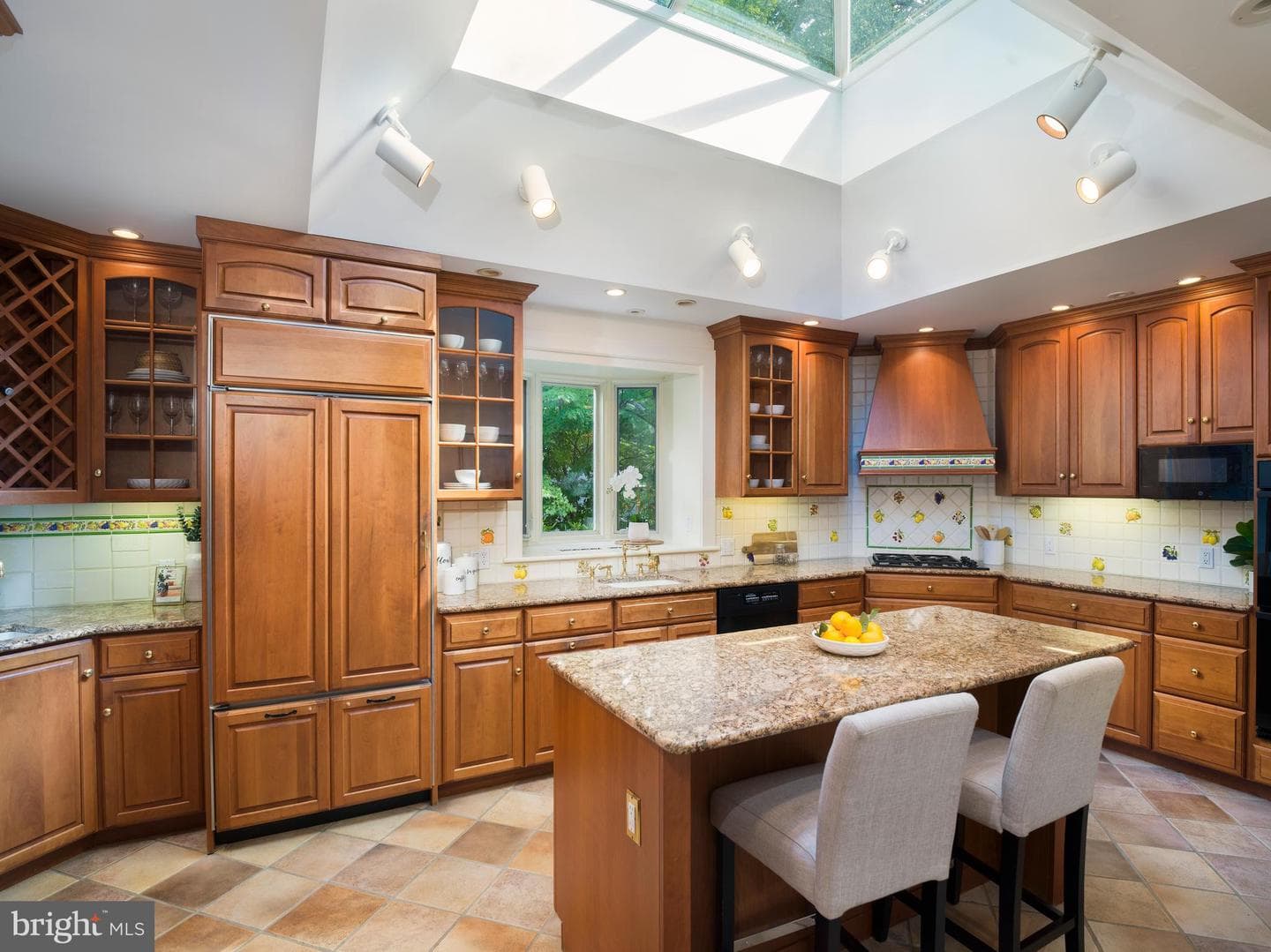 220 Radnor Chester Road photo 8