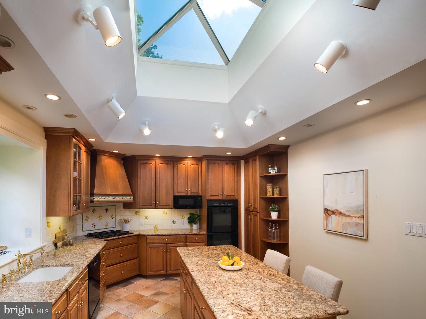 220 Radnor Chester Road photo 9