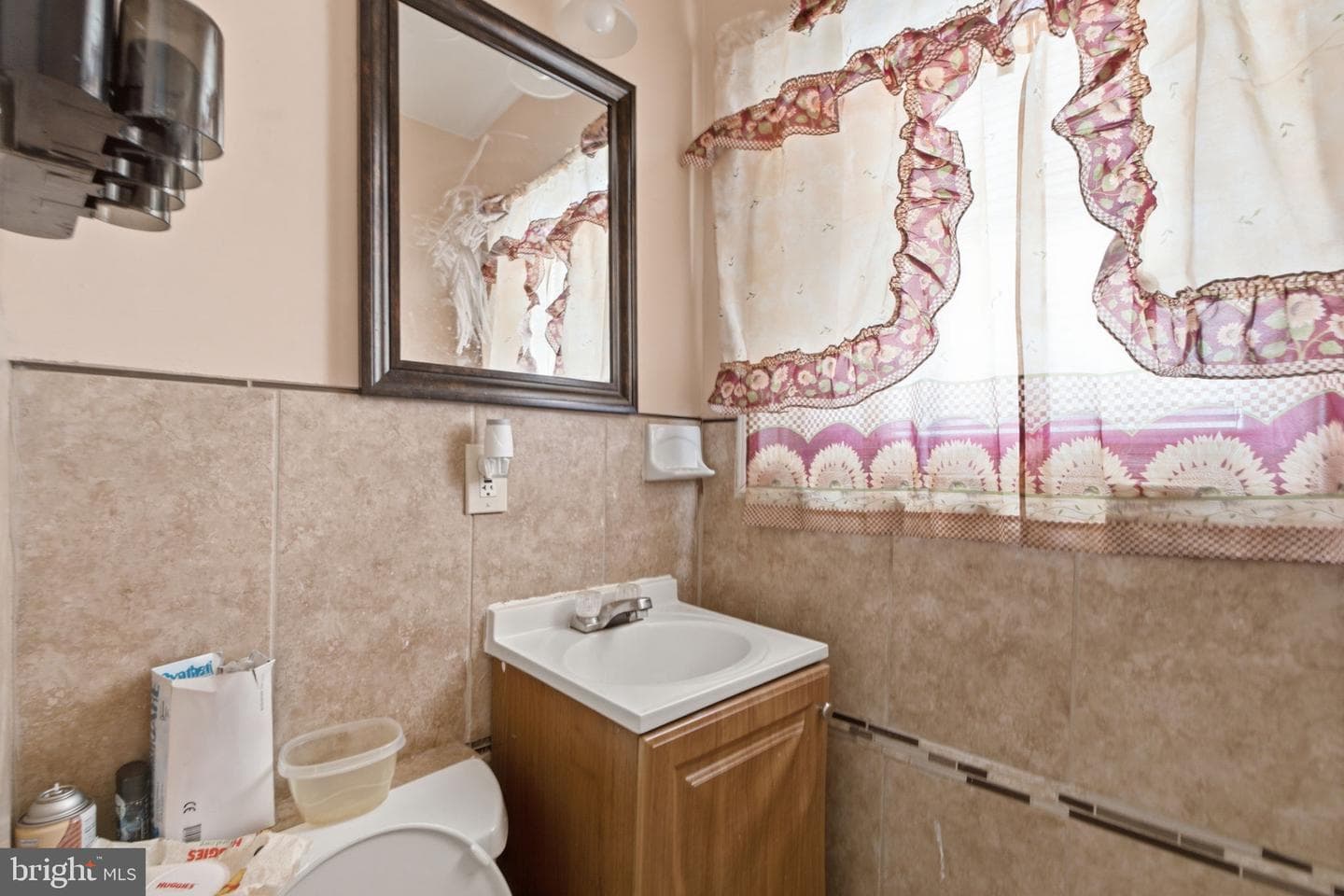 208 Walnut Street photo 19