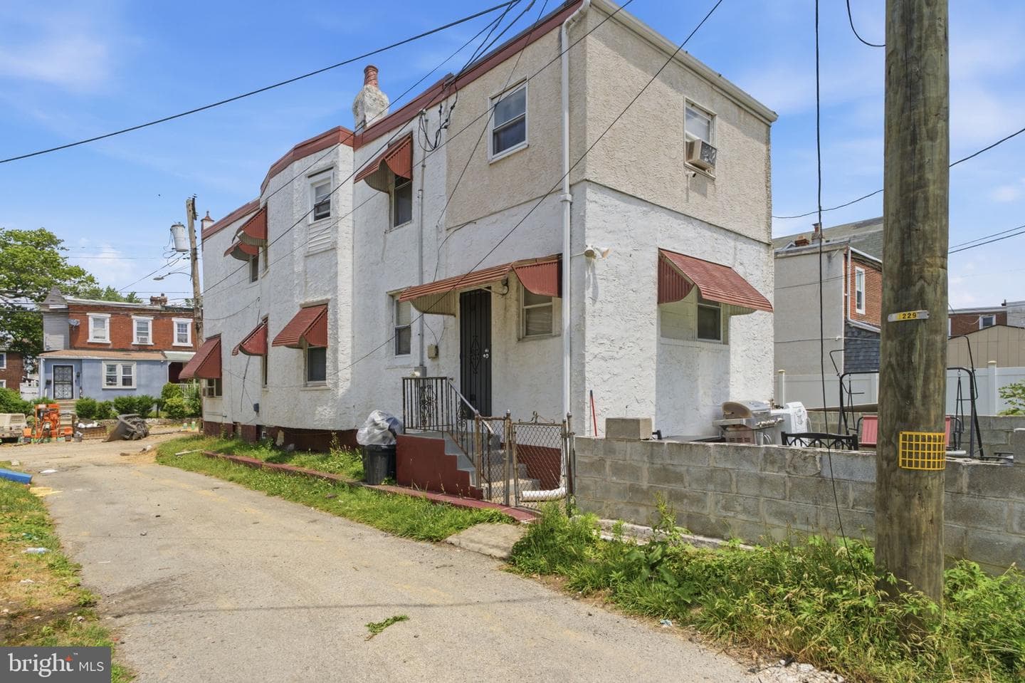 208 Walnut Street photo 5