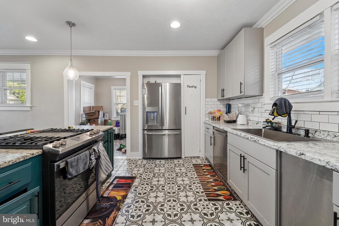 341 Wayne Avenue photo 5