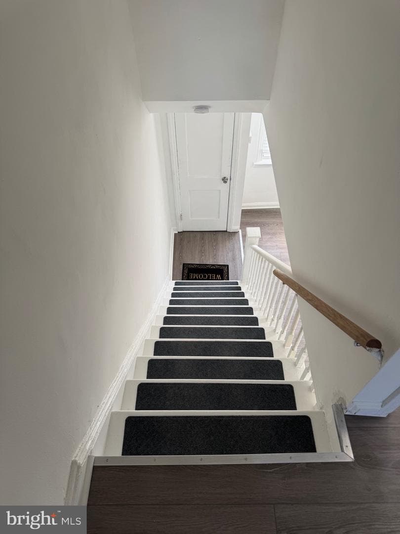 1203 Edgehill Road photo 5