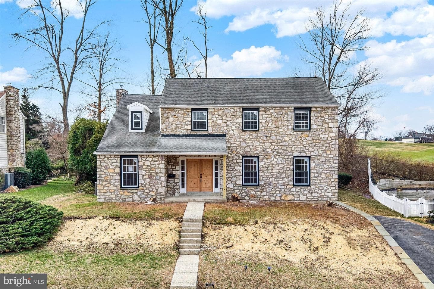 658 W Rolling Road photo 49