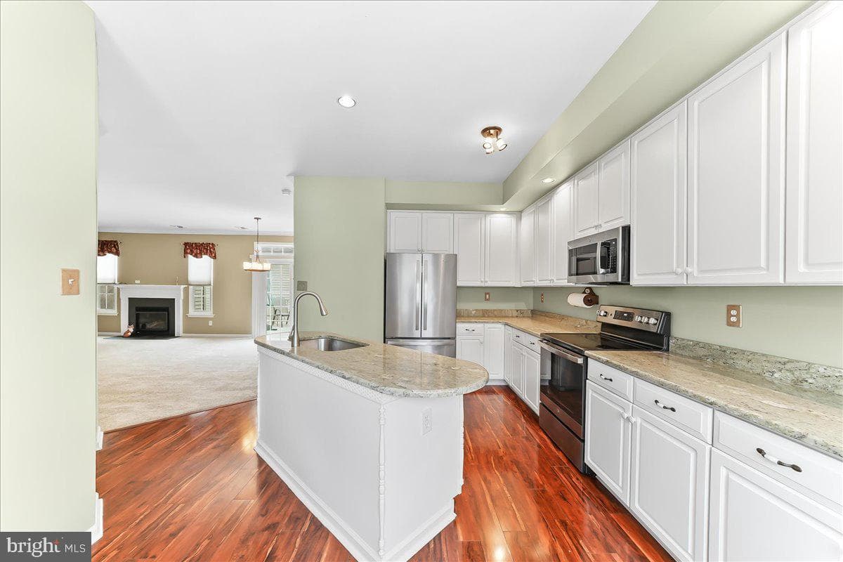 1505 N Hunting Horn Turn photo 14