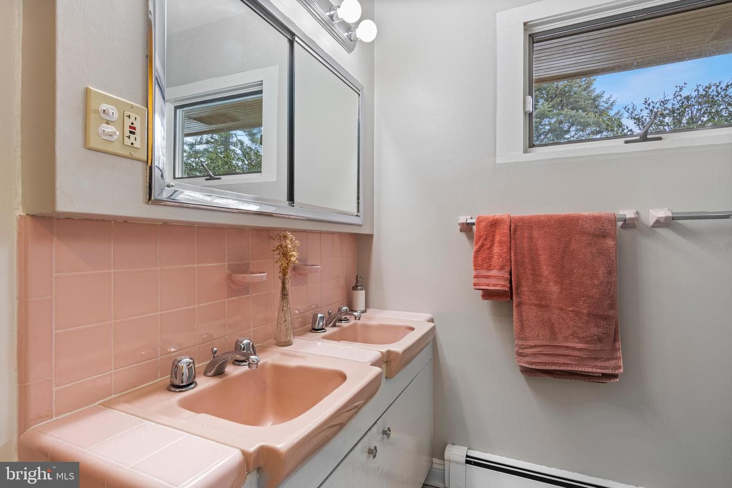 905 Heathdale Lane photo 41