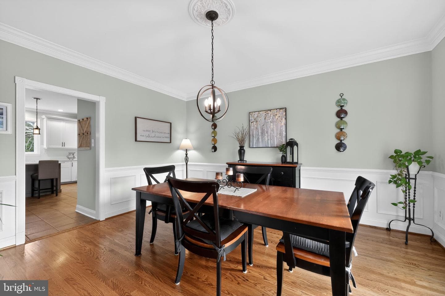 9 Heatherstone Way photo 10