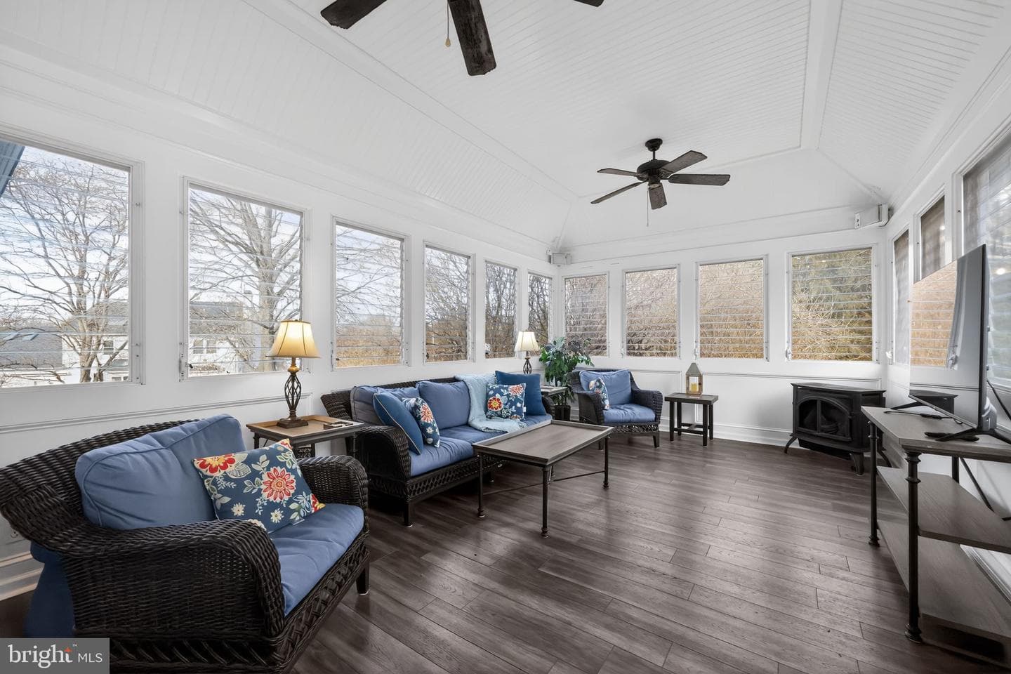 9 Heatherstone Way photo 21