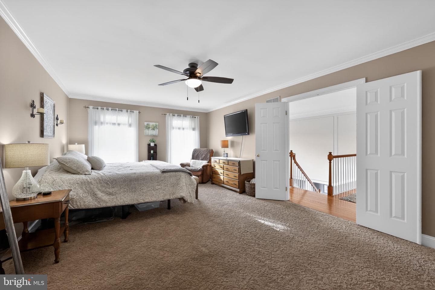 9 Heatherstone Way photo 24