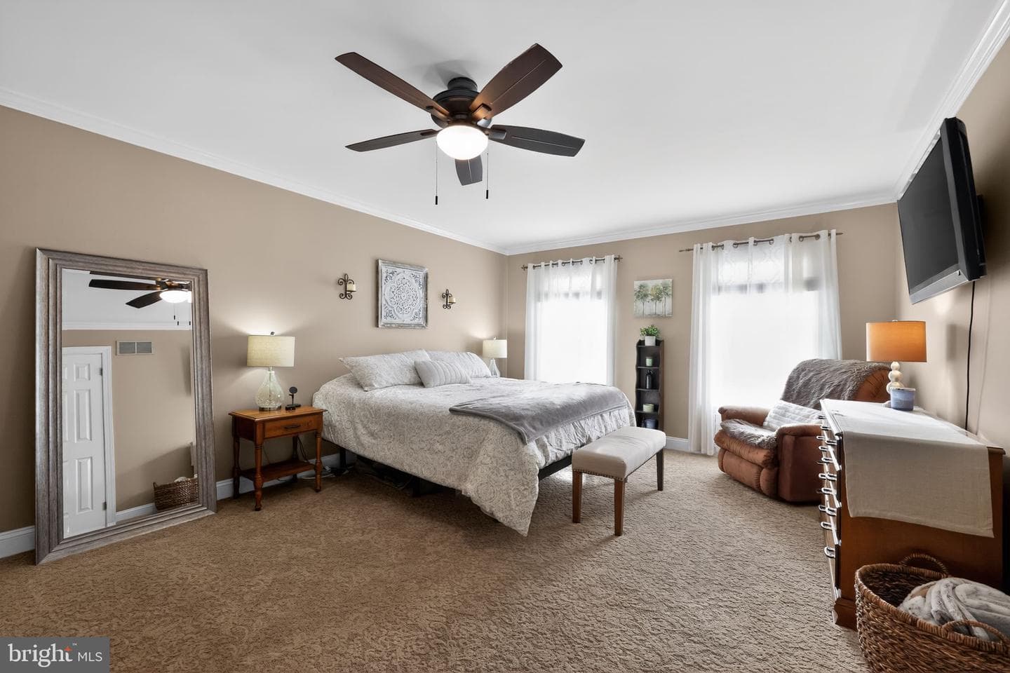 9 Heatherstone Way photo 25