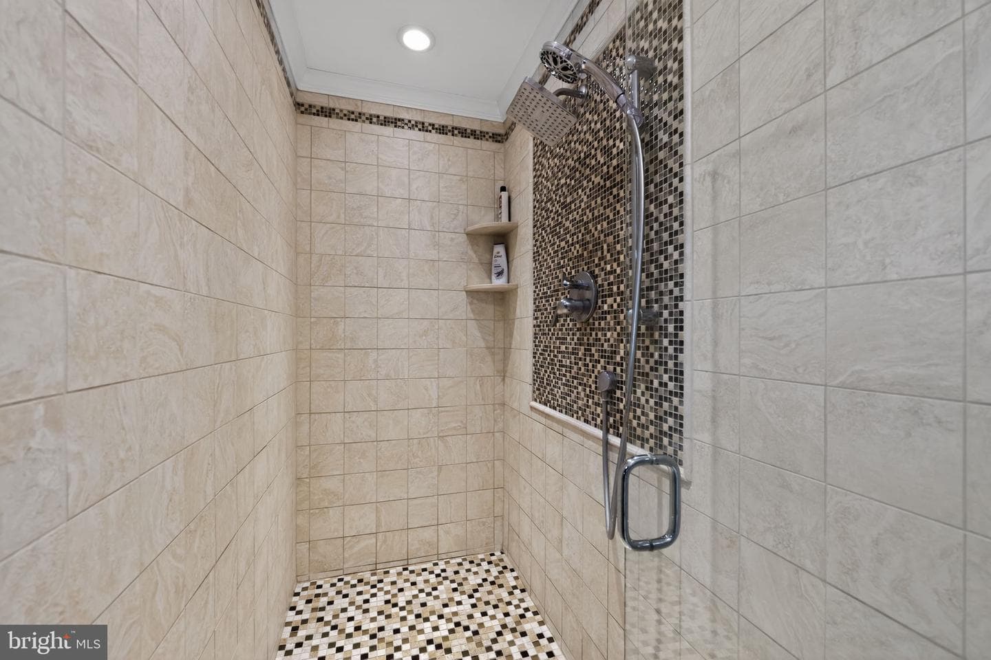 9 Heatherstone Way photo 28