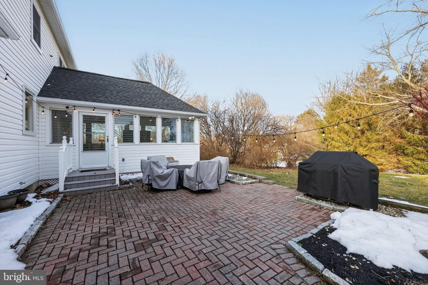 9 Heatherstone Way photo 41