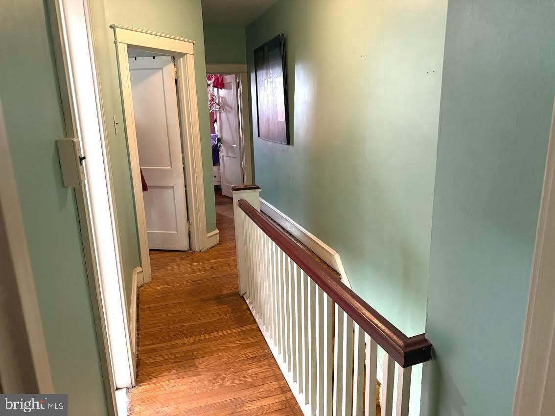 75 Lamport Road photo 10